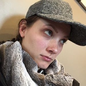 Meet your Posher, Yasmin